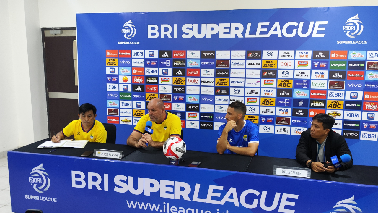 Pelatih Persib, Bojan Hodak