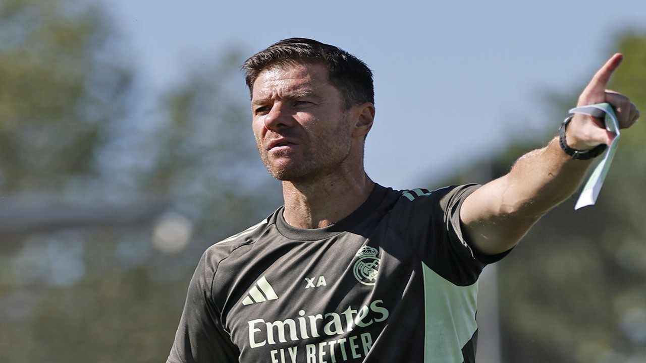 Real Madrid minati bek Tottenham