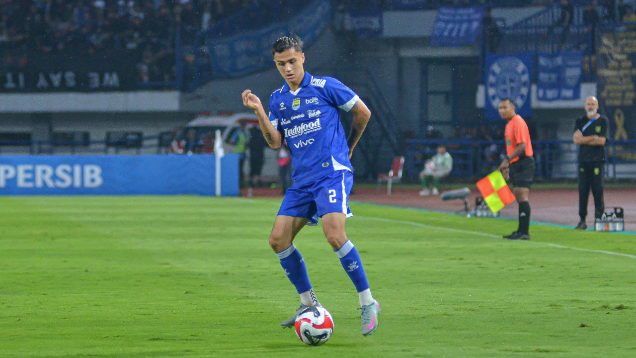 Wing back Persib, Eliano Reijnders