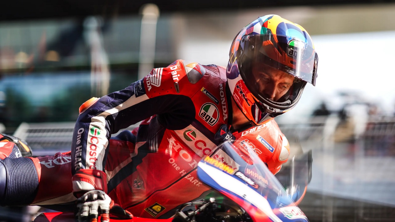 Luca Marini pede soal perkembangan motor RC213V.