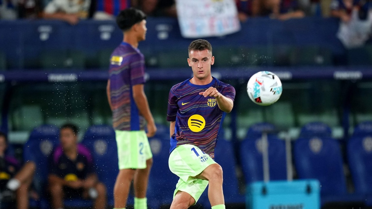 Marc Casado Tidak Pernah Pertimbangkan Tinggalkan Barcelona