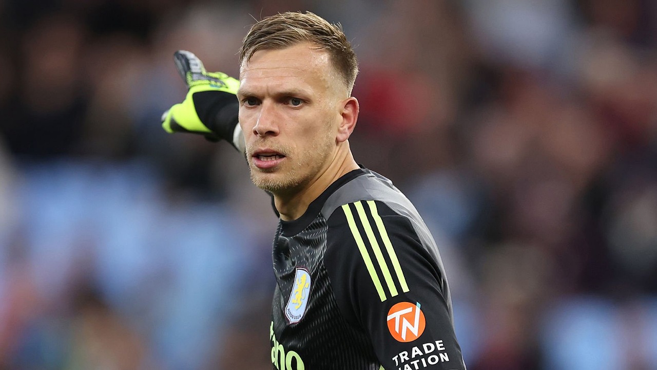 Kiper Aston Villa, Marco Bizot