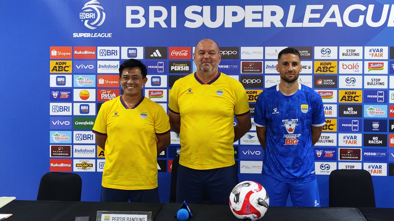 Pelatih Persib, Bojan Hodak