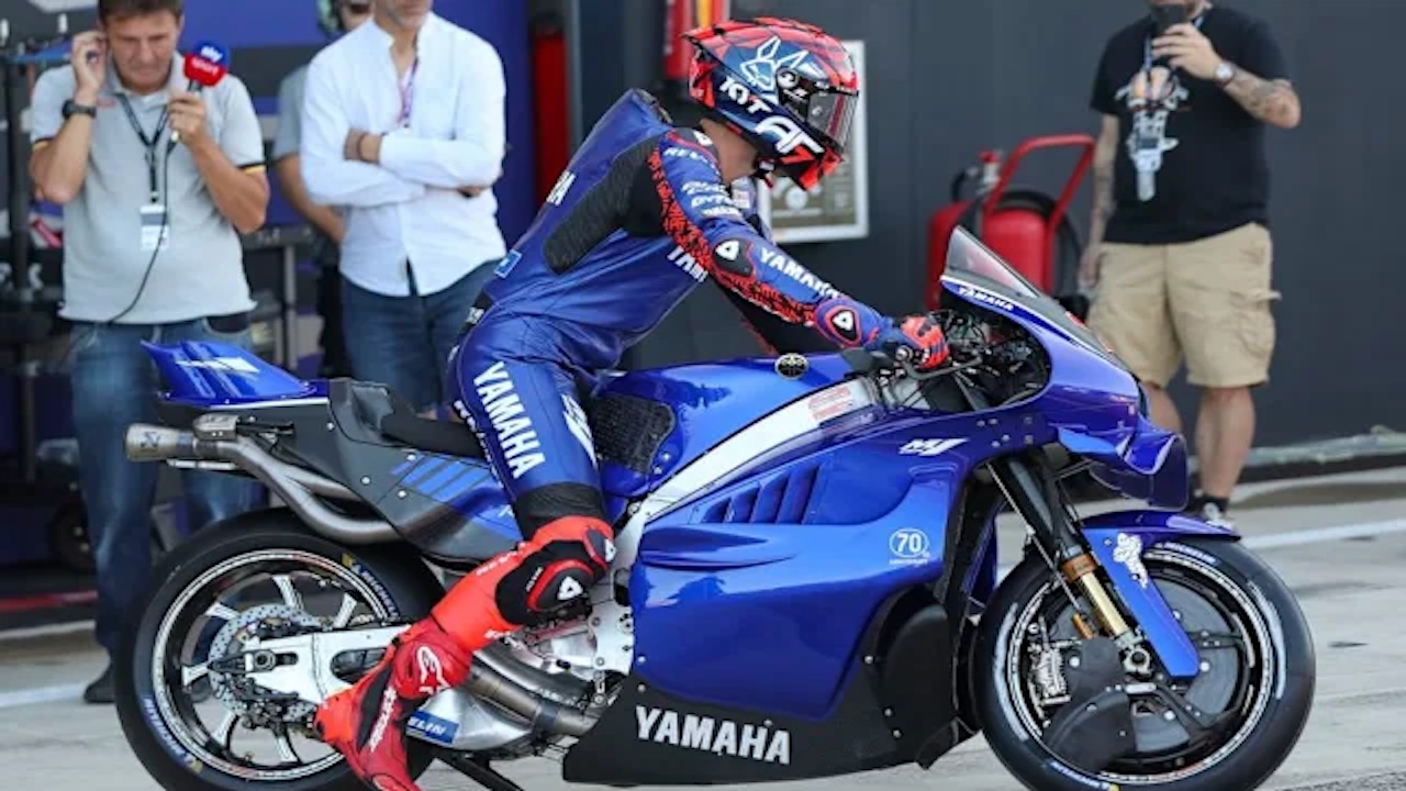 Augusto Fernandez menjajal mesin baru Yamaha V4 di Sirkuit Misano