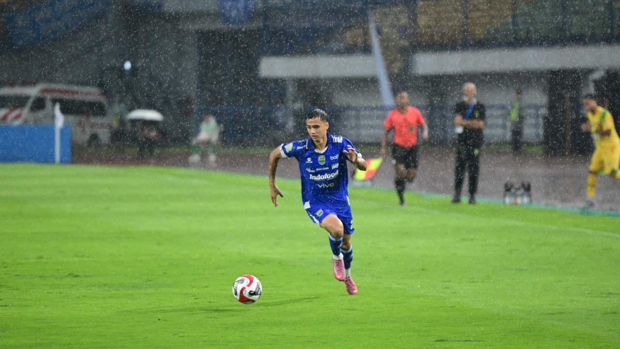 Wing back Persib, Eliano Reijnders