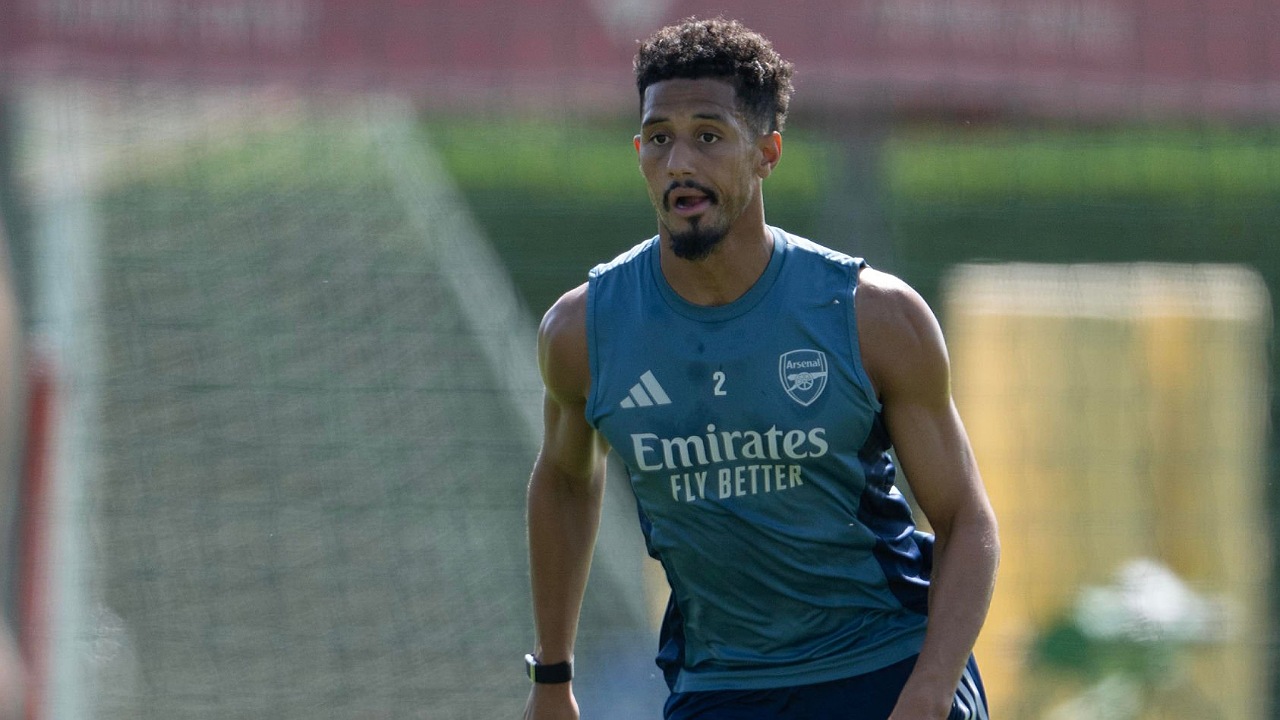 Bek Arsenal, William Saliba