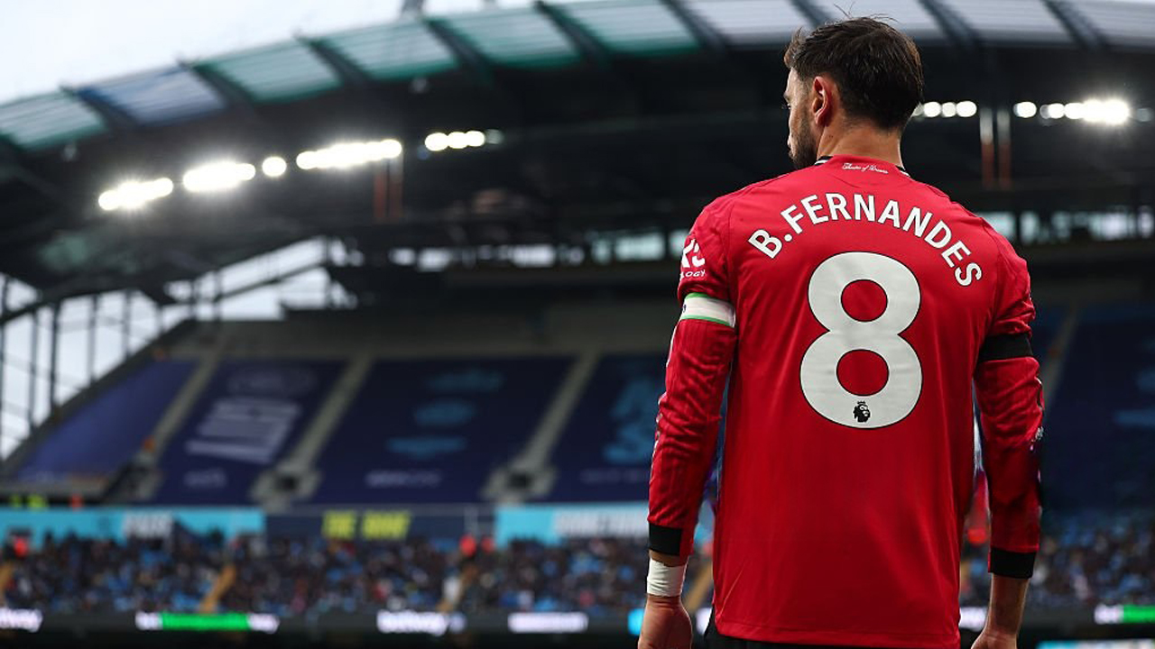 Bruno Fernandes Dicoba Jadi Gelandang Bertahan, MU Malah Terpuruk di Etihad