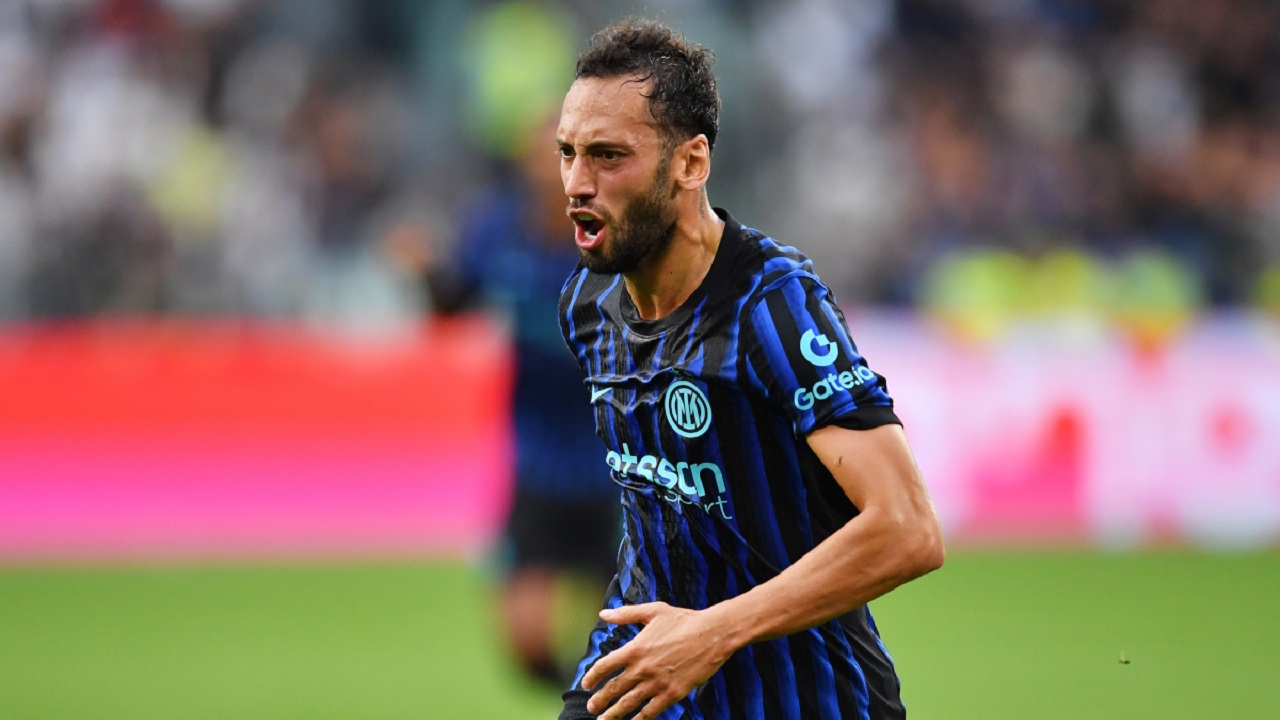 Hakan Calhanoglu
