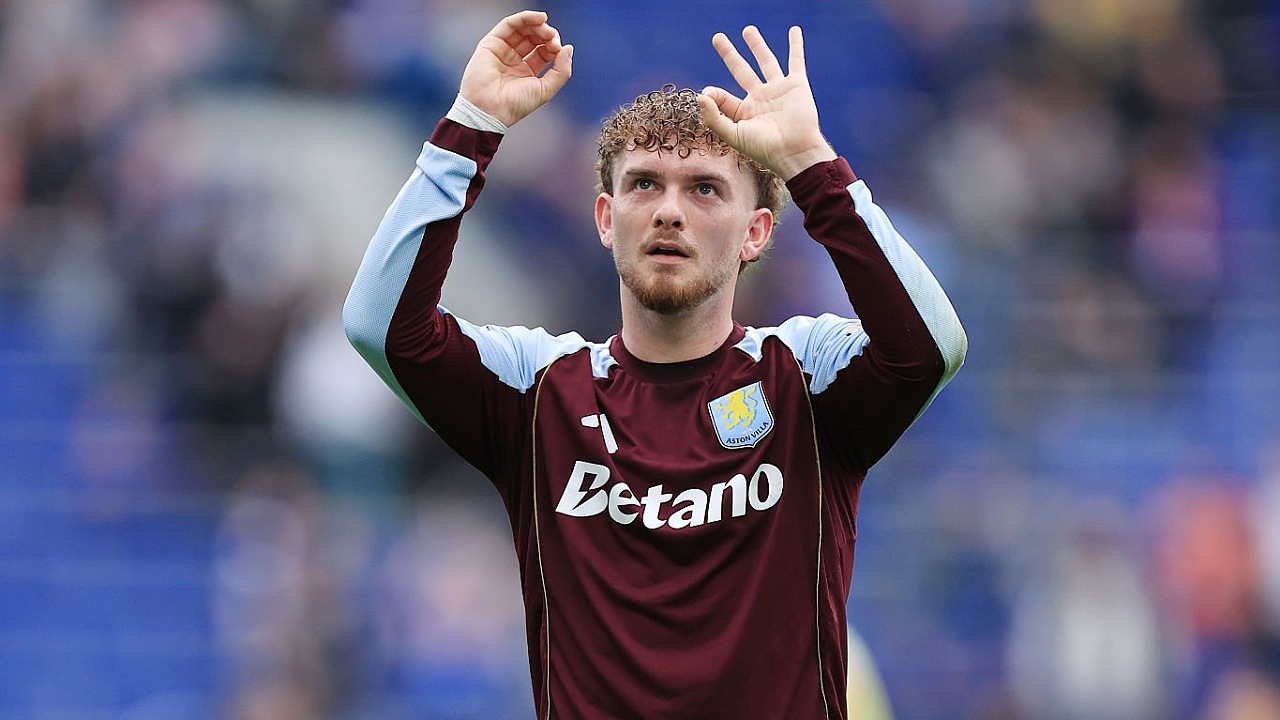 Gelandang pinjaman Aston Villa, Harvey Elliott