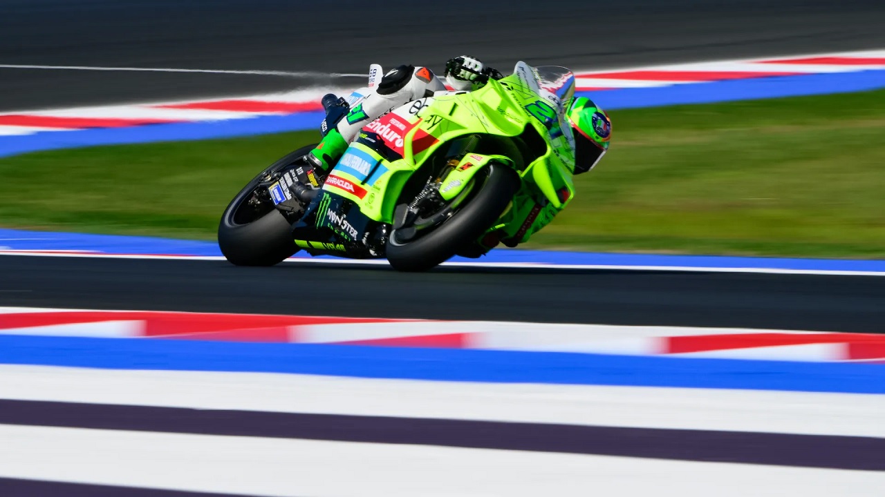 Franco Morbidelli tak lupakan jasa Rossi di Misano.