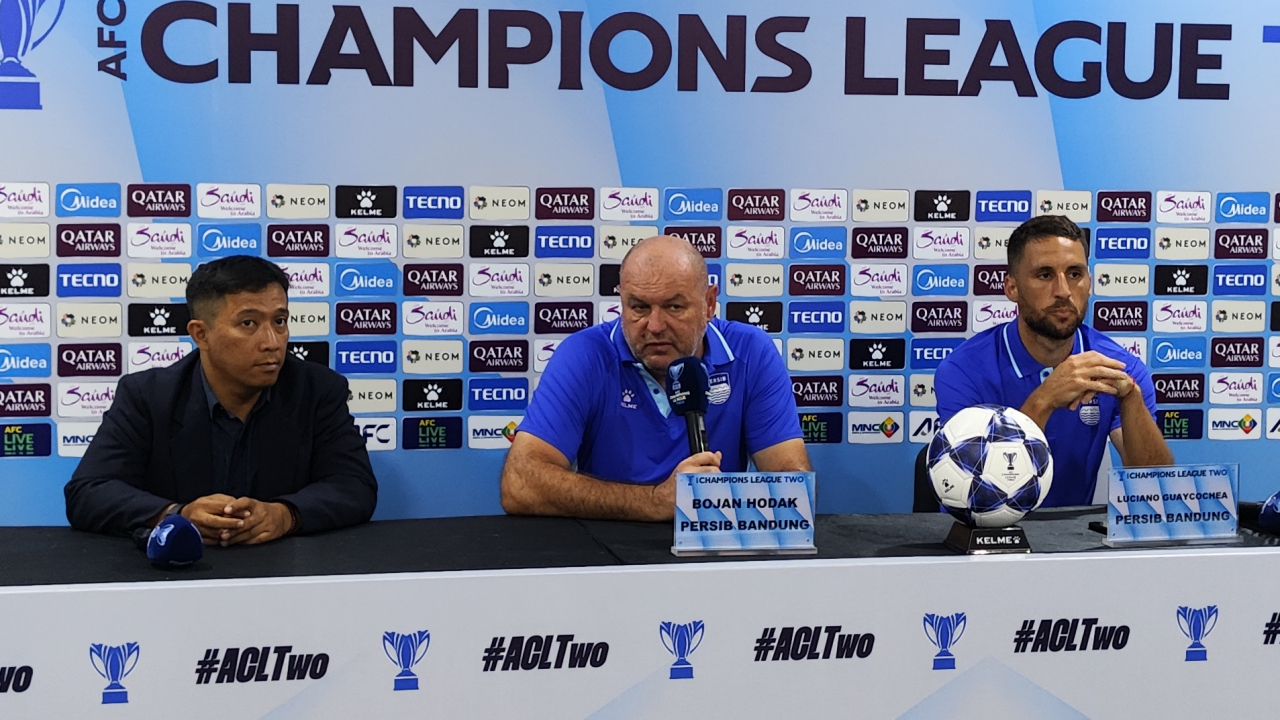 Pelatih Persib, Bojan Hodak