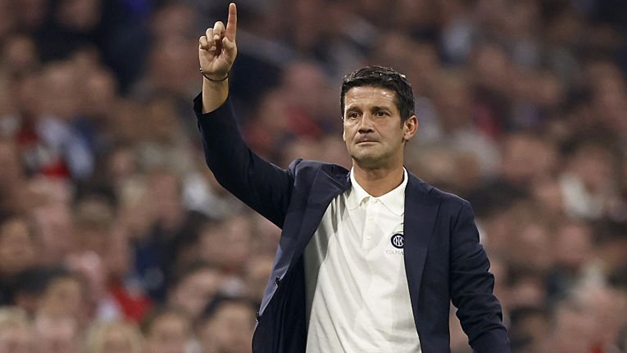 Cristian Chivu Puji Performa Inter Usai Kalahkan Ajax