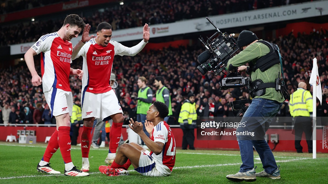 Pemain muda Arsenal, Myles Lewis-Skelly, pernah menirukan selebrasi Erling Haaland