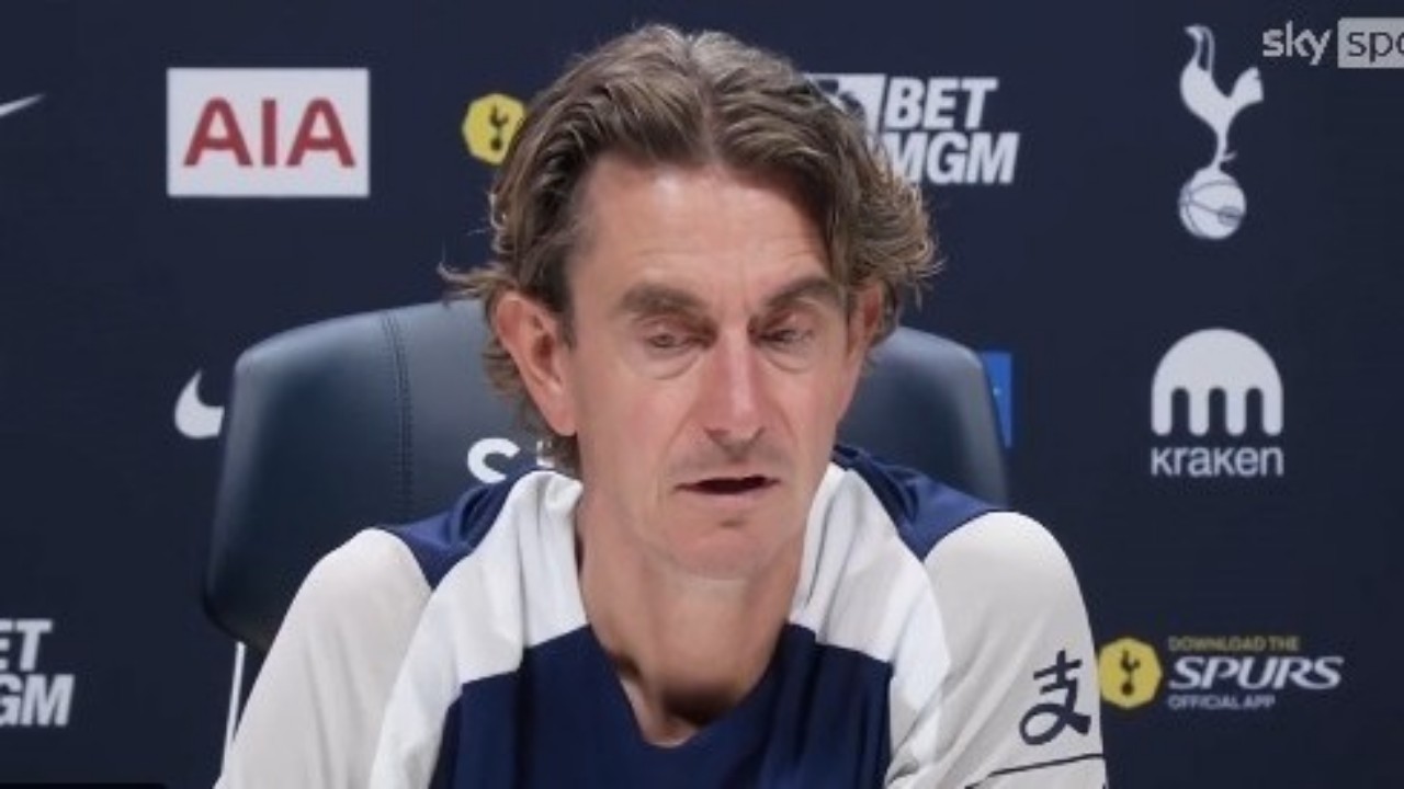 Frank Tegaskan Tottenham Siap Kerja Keras Untuk Menang vs Brighton