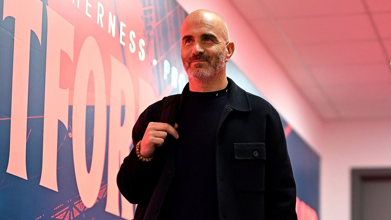 Pelatih Chelsea, Enzo Maresca. (Foto: Darren Walsh/Getty Images)