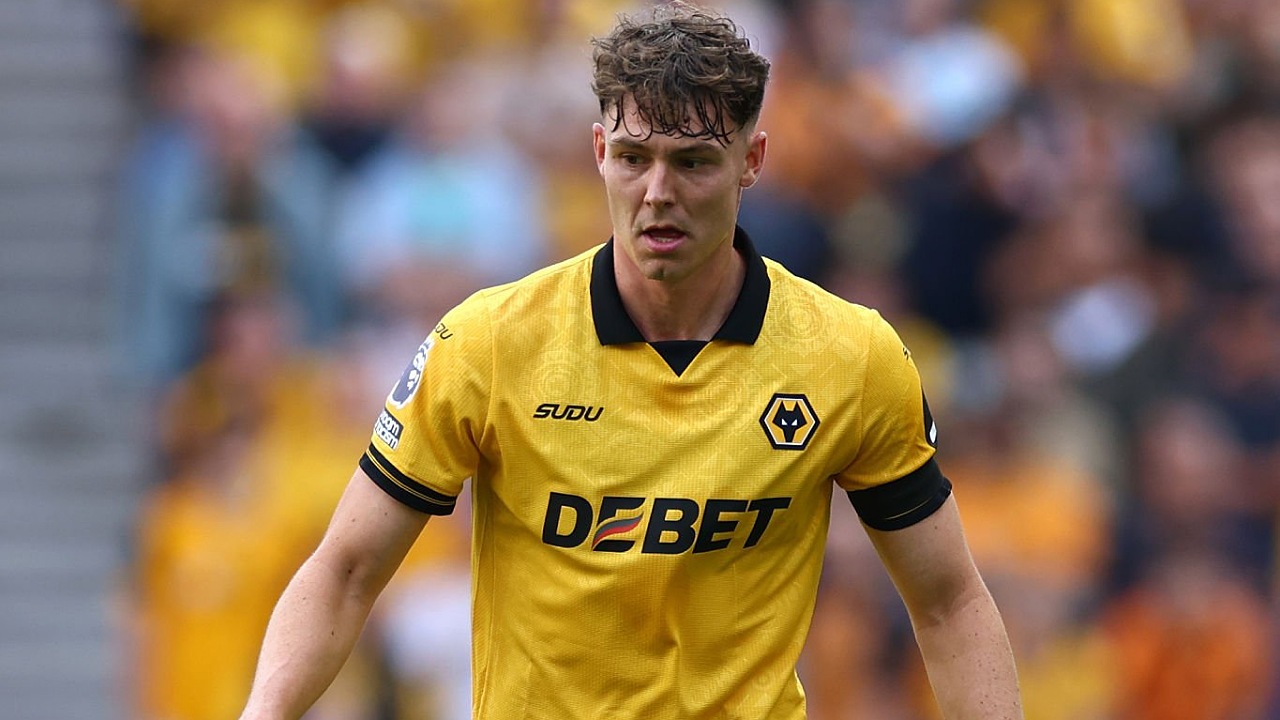 Striker Wolves, Jorgen Strand Larsen