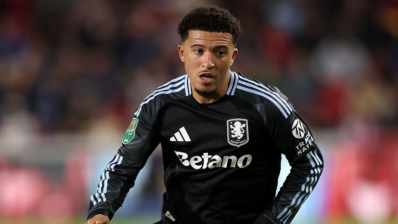 Jadon Sancho sedang dipinjamkan ke Aston Villa