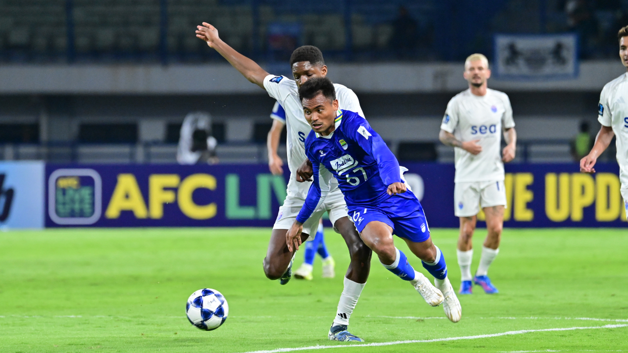 Keputusan Bojan Hodak memasang Saddil Ramdani sejak awal berbuah positif