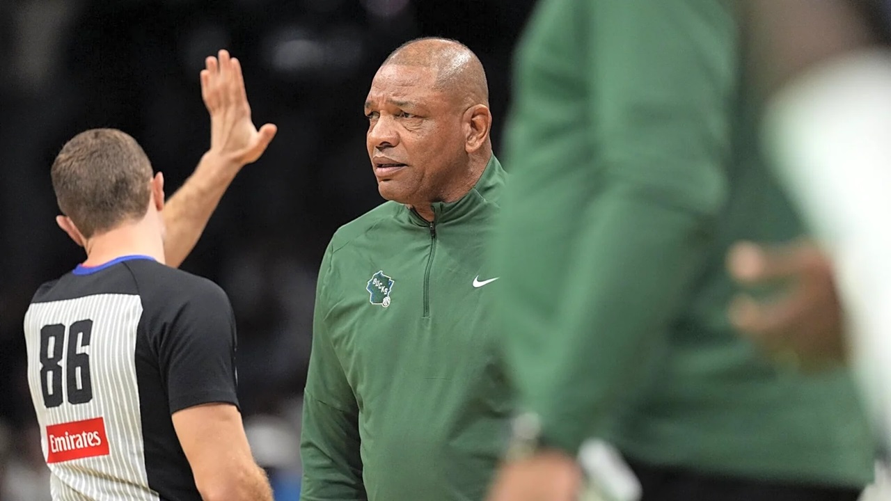 Doc Rivers Alami Tekanan Saat Melatih Milwaukee Bucks