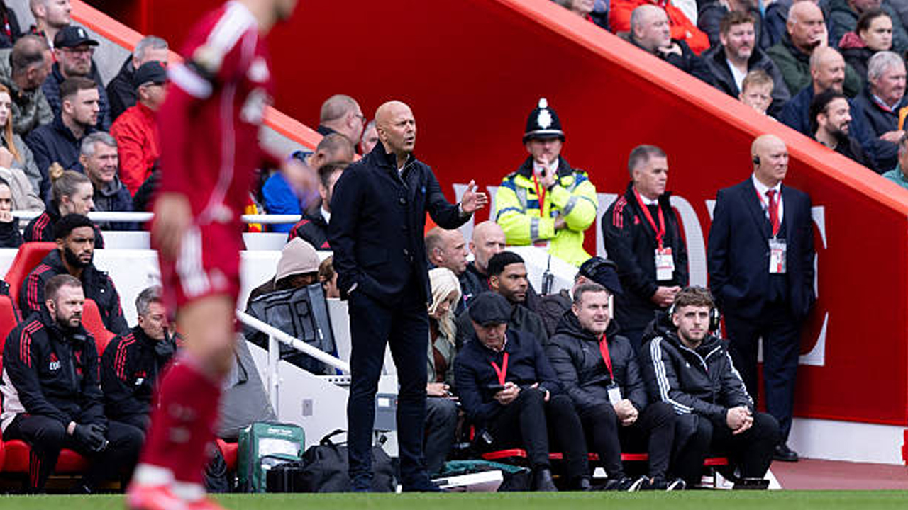 Menang di Derby Merseyside, Arne Slot Akui Fisik Liverpool Terkuras