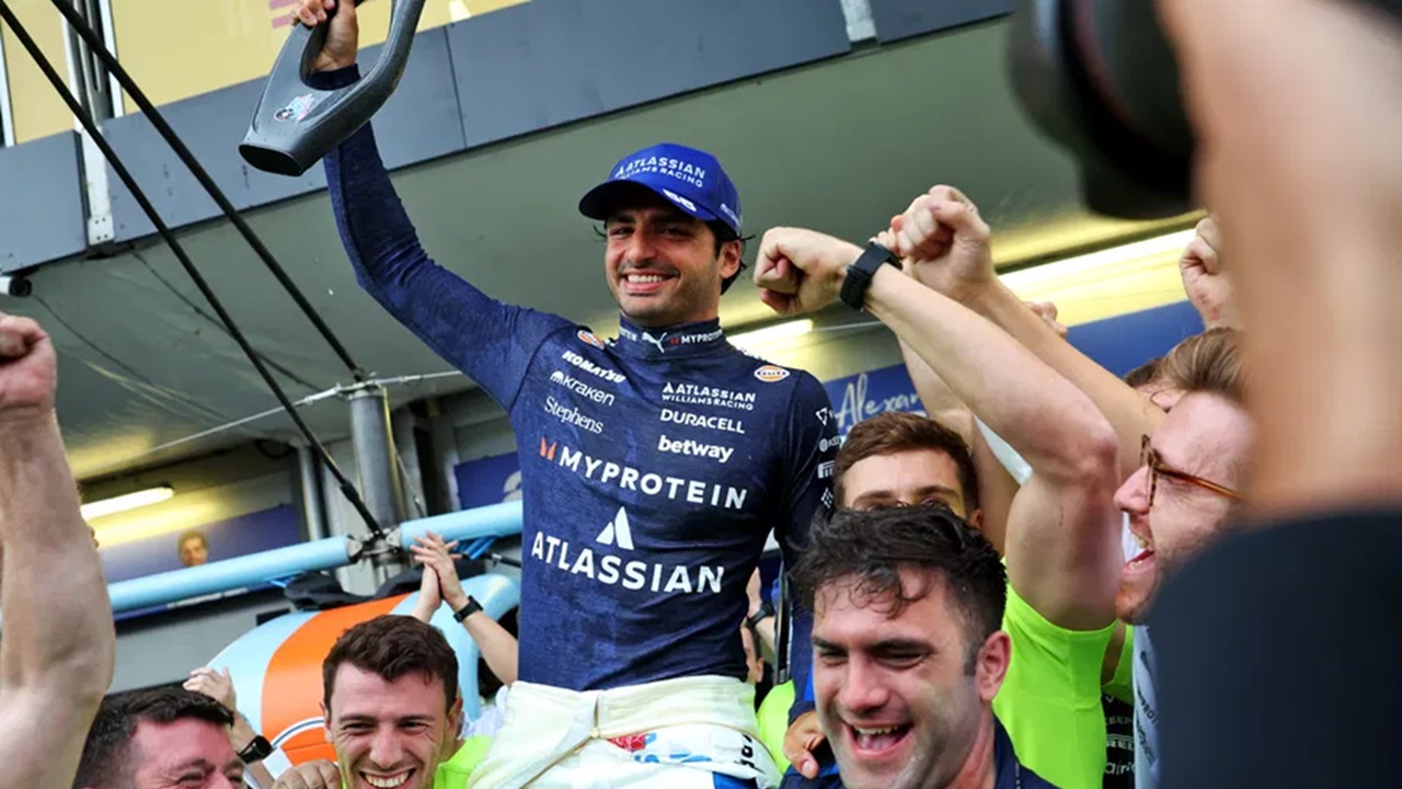 Carlos Sainz Girang Raih Podium Pertama Bersama Williams