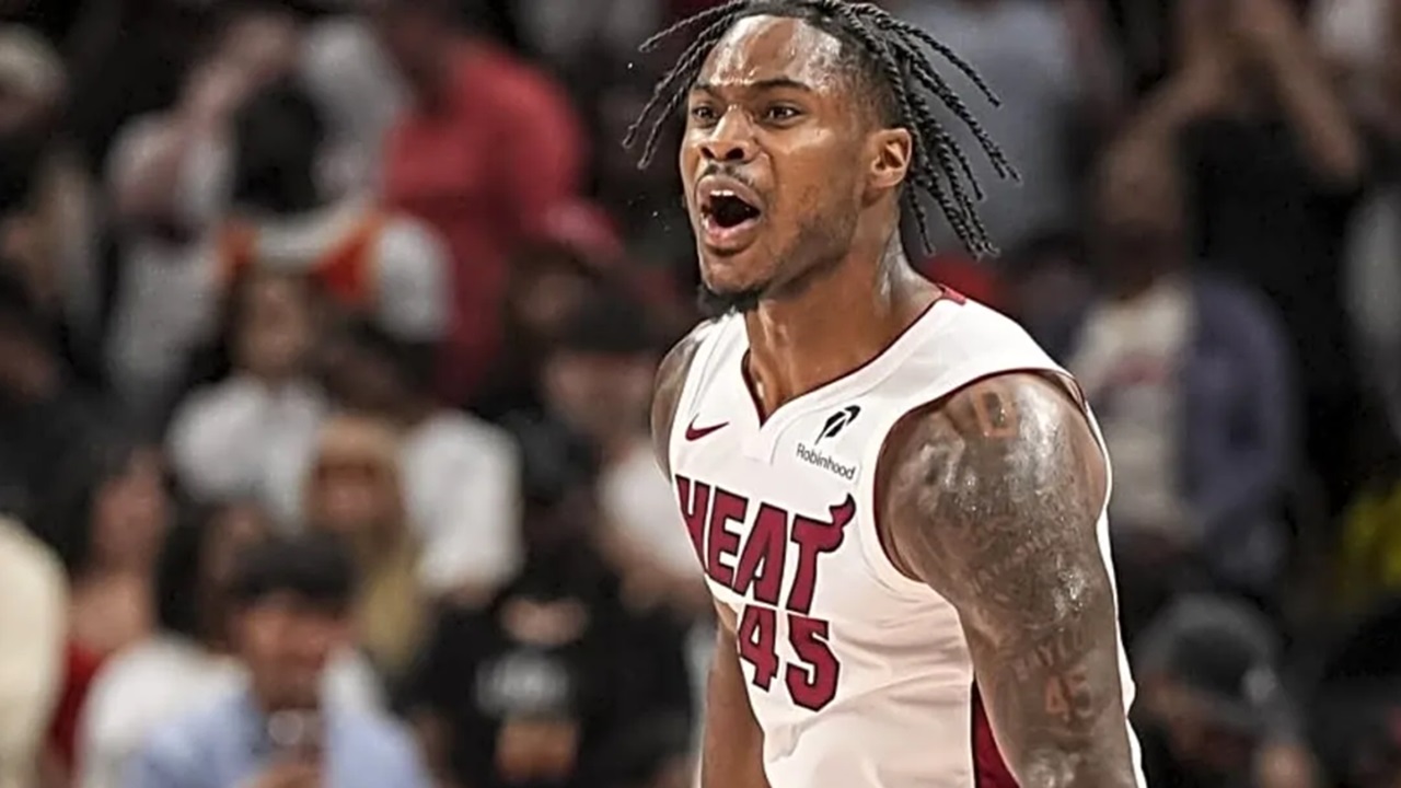 Davion Mitchell Dipuji Atas Kemampuan Bertahannya