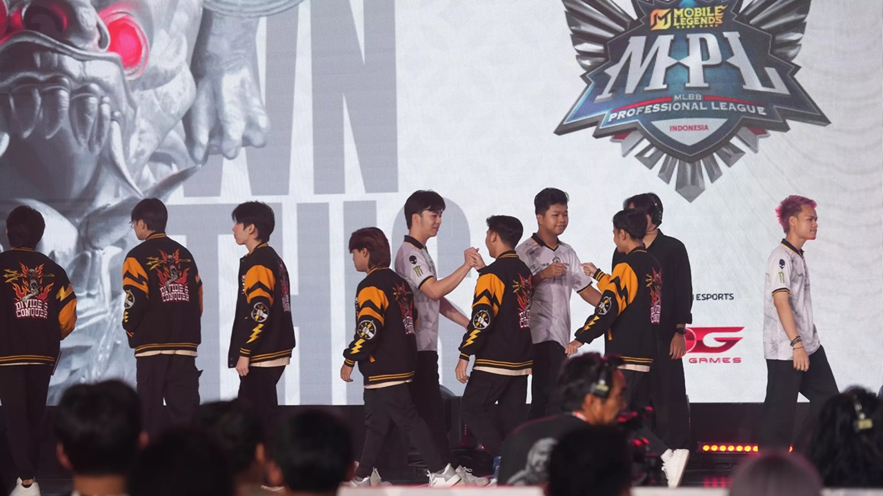 Dewa United Esports Pecahkan Rekor Saat Libas Liquid di MPL ID S16
