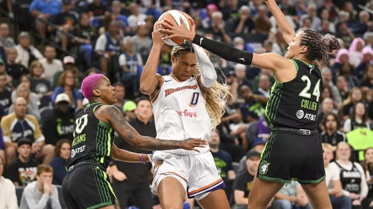 Setelah kebobolan 42 poin di area paint pada paruh pertama, Minnesota Lynx hanya kebobolan 12 poin di paruh kedua. (Foto: AP)