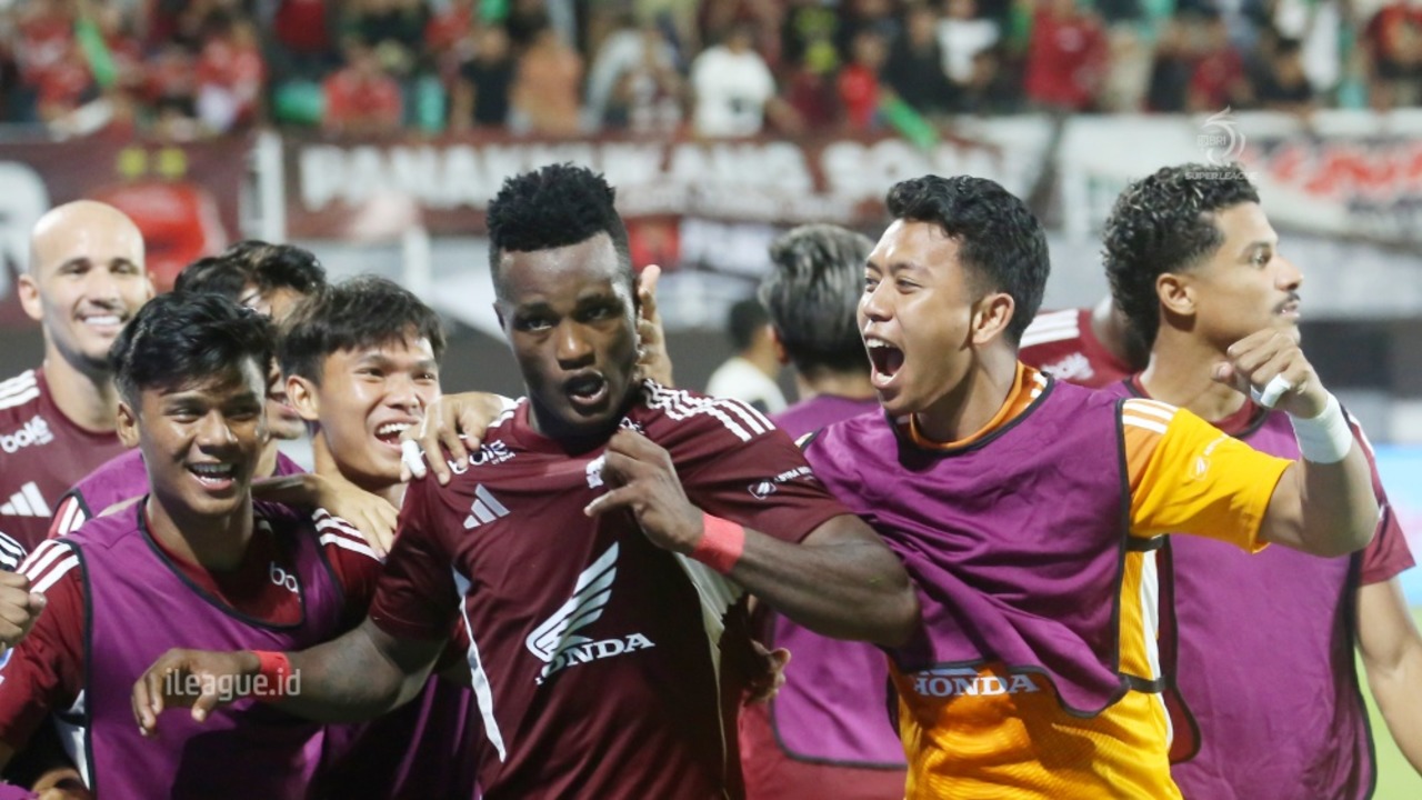 Penyerang PSM Makassar, Abu Kamara