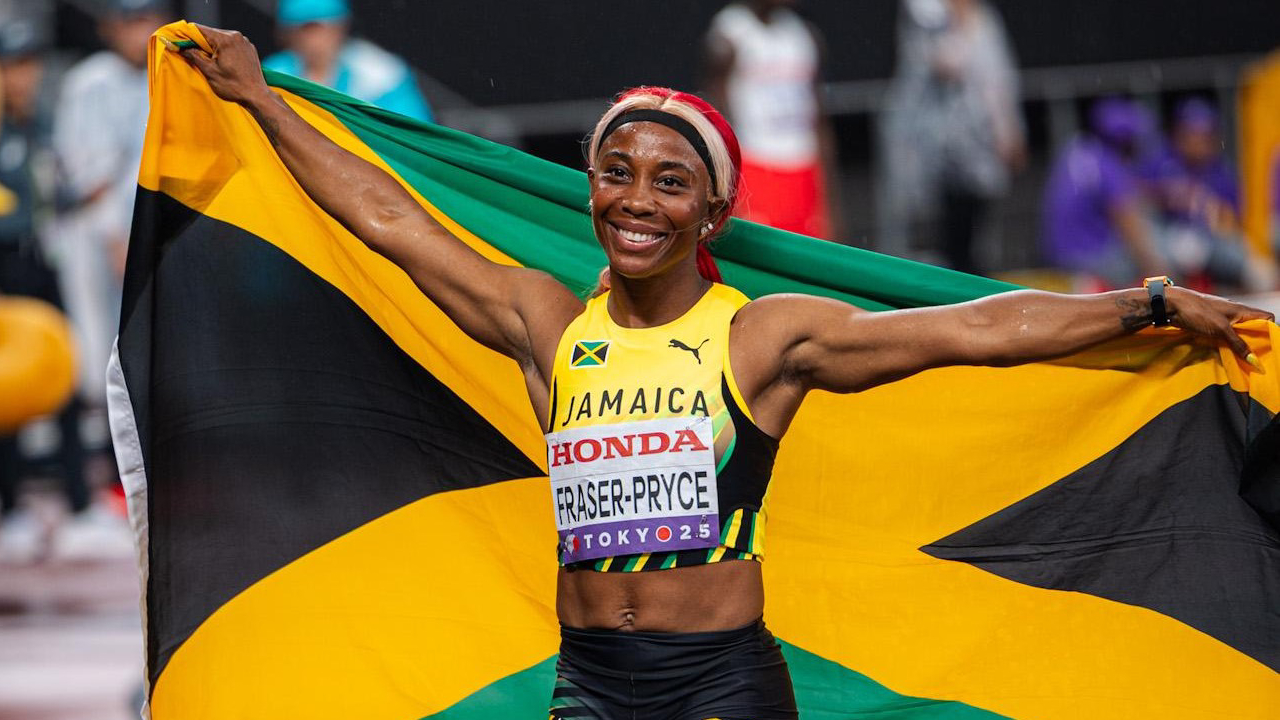 Shelly-Ann Fraser-Pryce meninggalkan olahraga atletik sebagai sprinter 100 meter wanita paling berprestasi dalam sejarah. (Foto: AP)