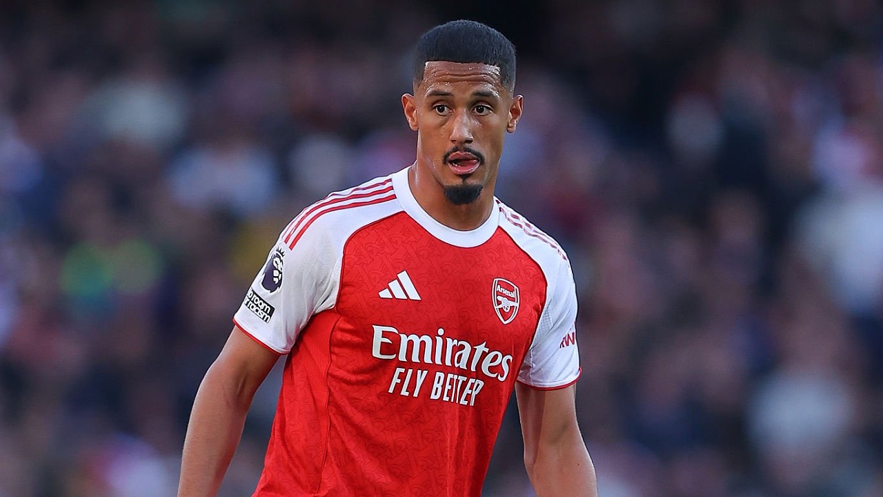 Bek Arsenal, William Saliba. (Foto: James Gill - Danehouse/Getty Images)