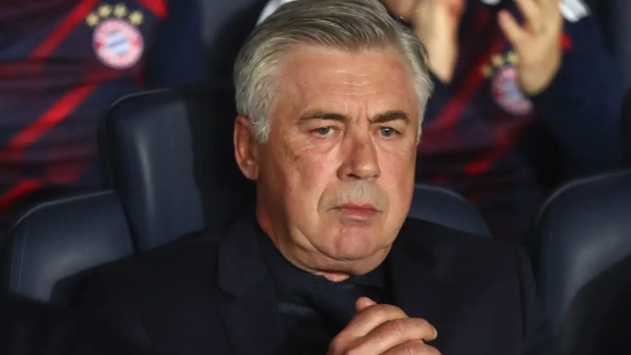 Carlo Ancelotti (Sumber: Alexander Hassenstein/Getty Images)