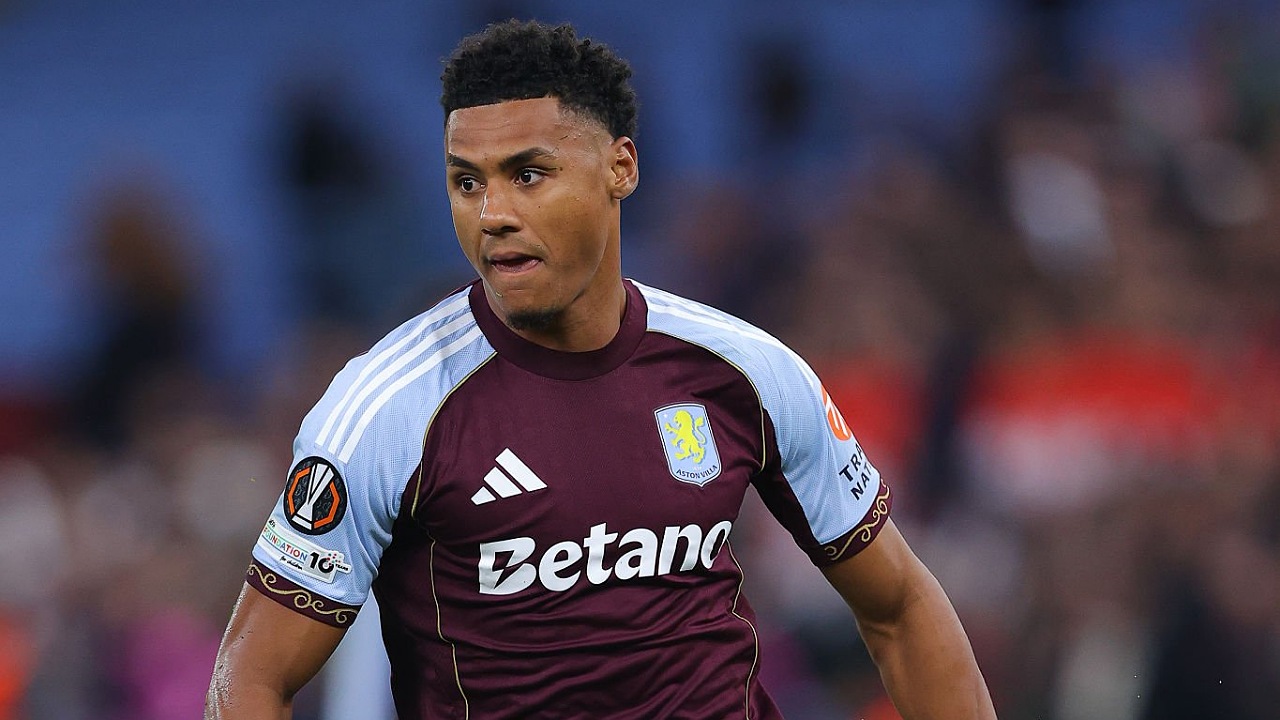 Striker Aston Villa, Ollie Watkins. (Foto: James Gill - Danehouse/Getty Images)