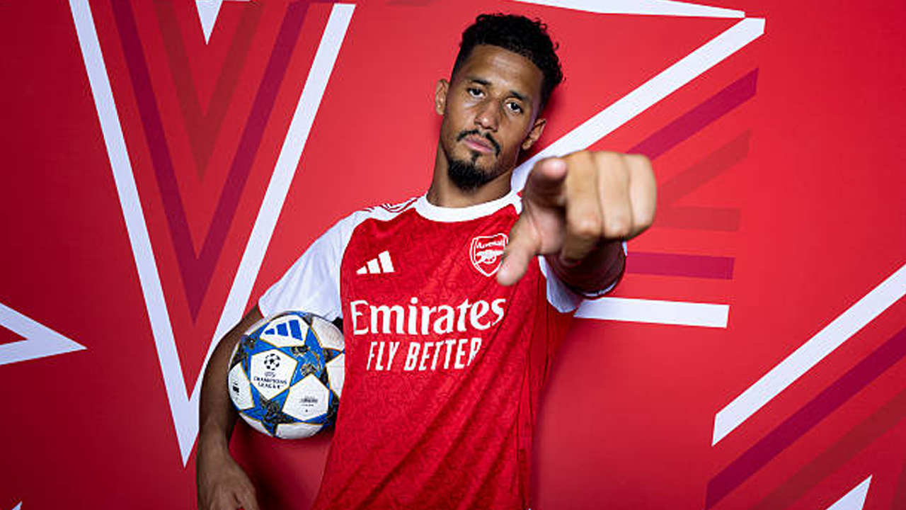 Pilih Bertahan di Arsenal, William Saliba Perpanjang Kontrak Lima Tahun