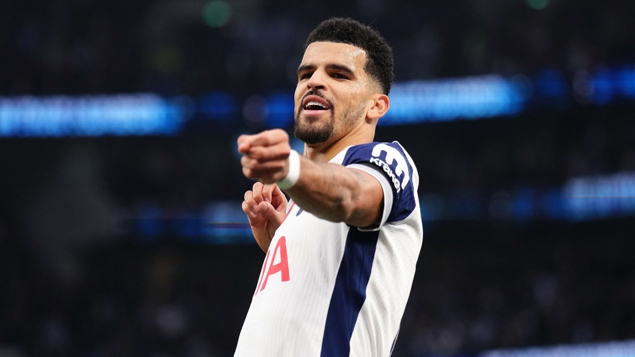 Striker Tottenham