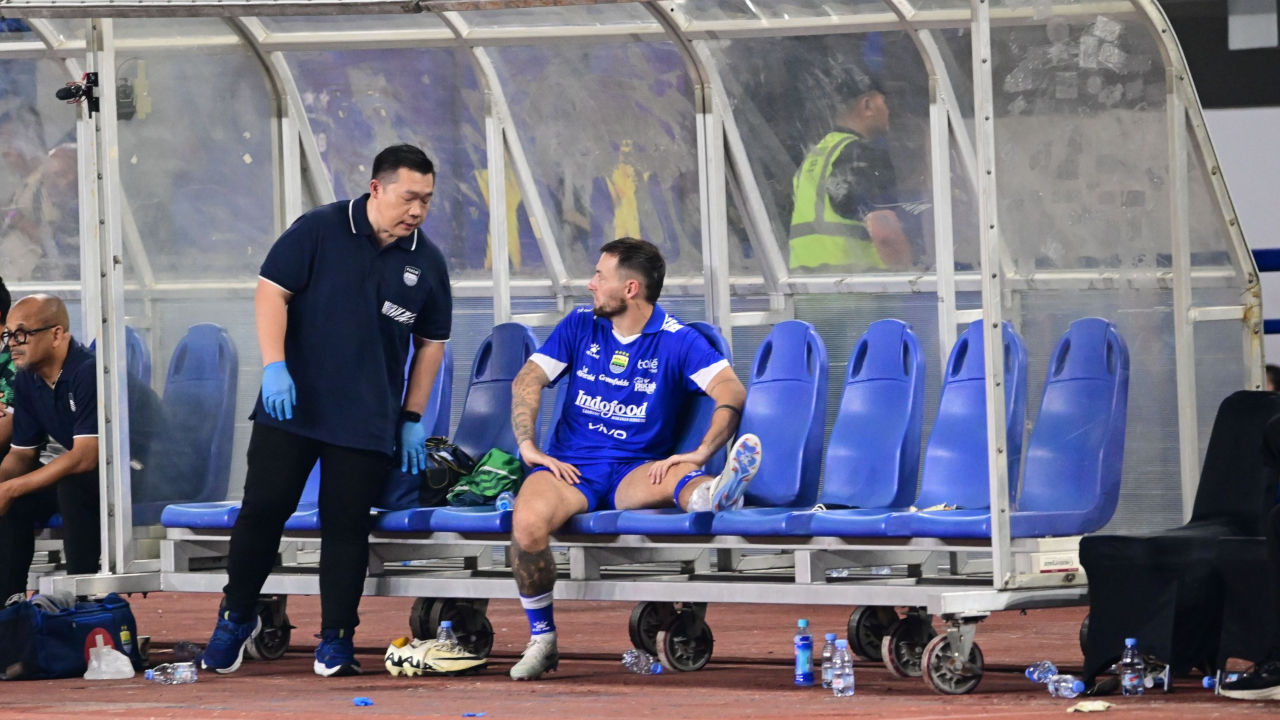 Gelandang Persib, Marc Klok