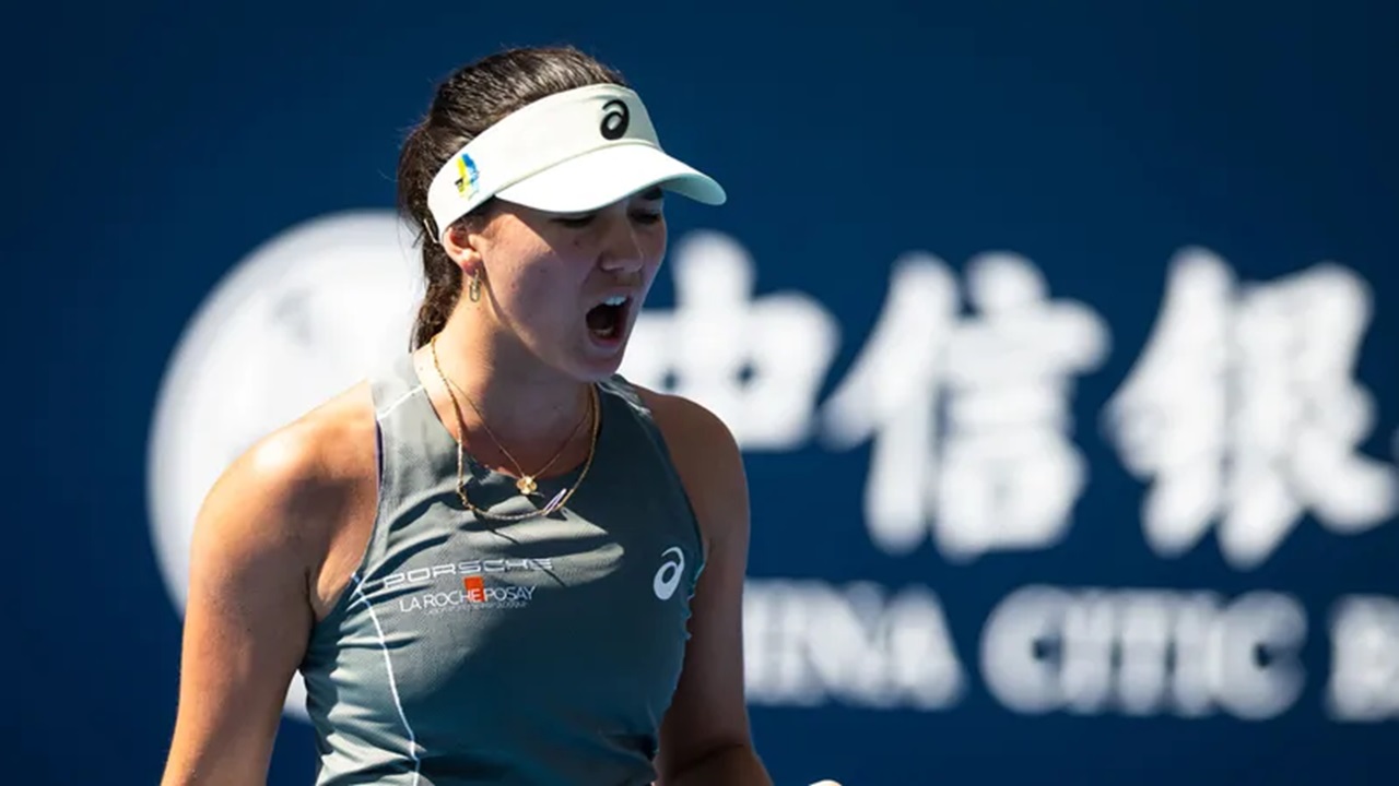 Elena Rybakina Tertunduk Lesu, Eva Lys Amankan Tiket Babak Keempat Di Beijing