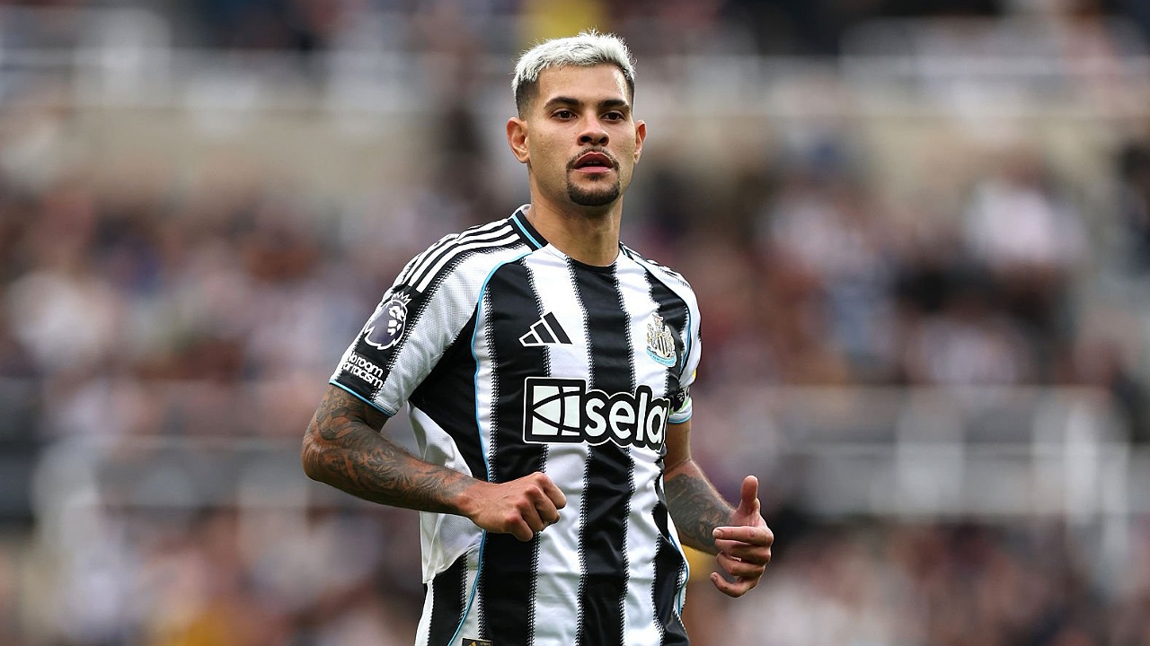 Gelandang Newcastle United, Bruno Guimaraes. (Foto: Stu Forster/Getty Images)