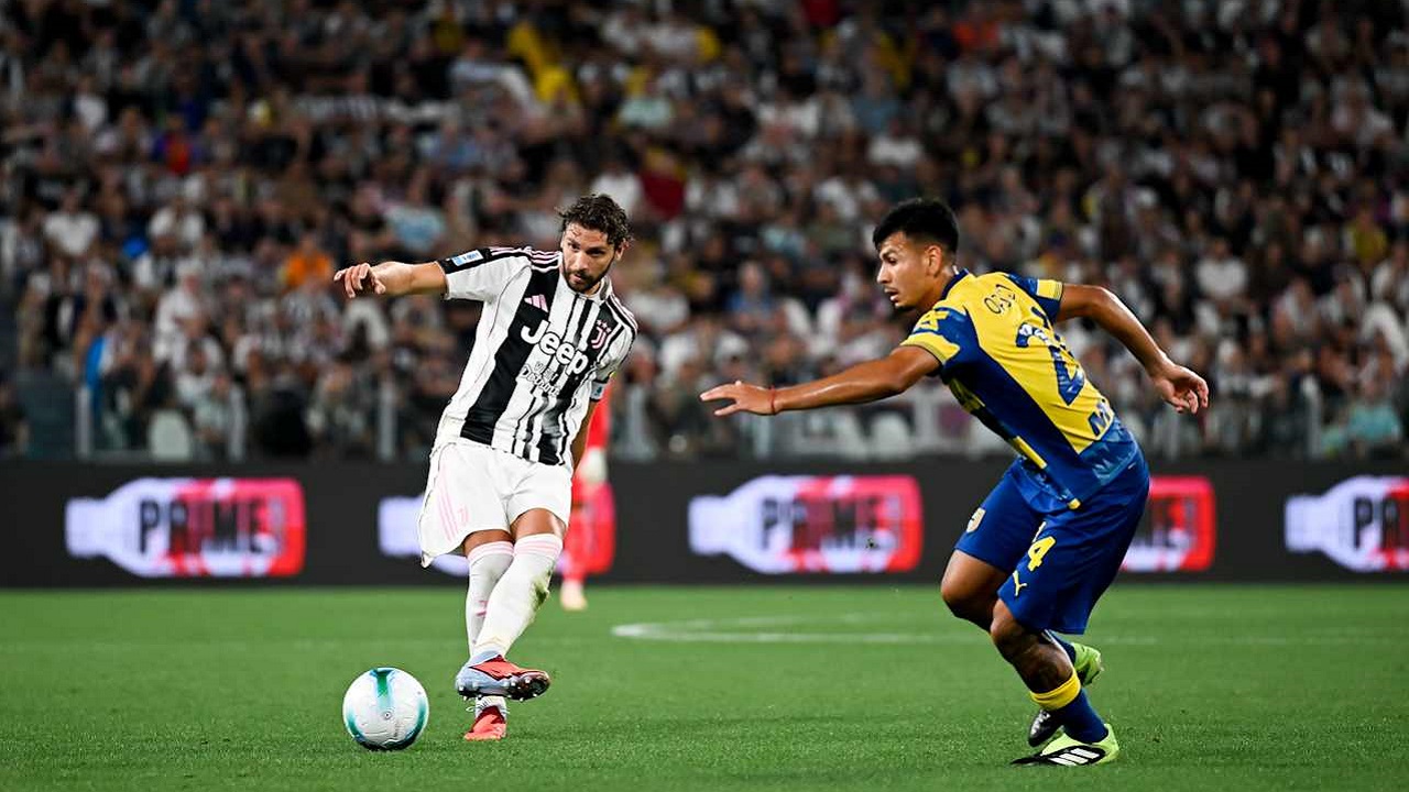 Manuel Locatelli bisa starter saat Juventus hadapi Villarreal (Image: Juventus)