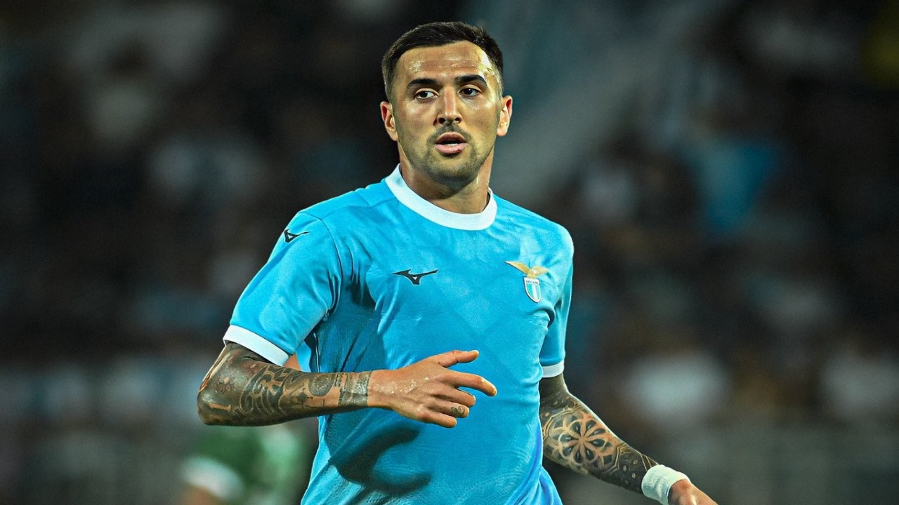 Sarri tidak bisa andalkan Vecino vs Genoa