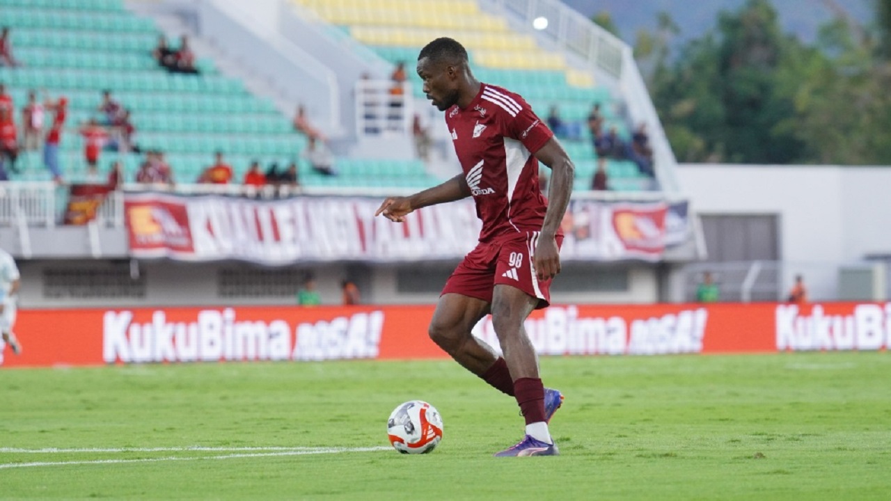 Gelandang PSM Makassar, Gledson Paixao