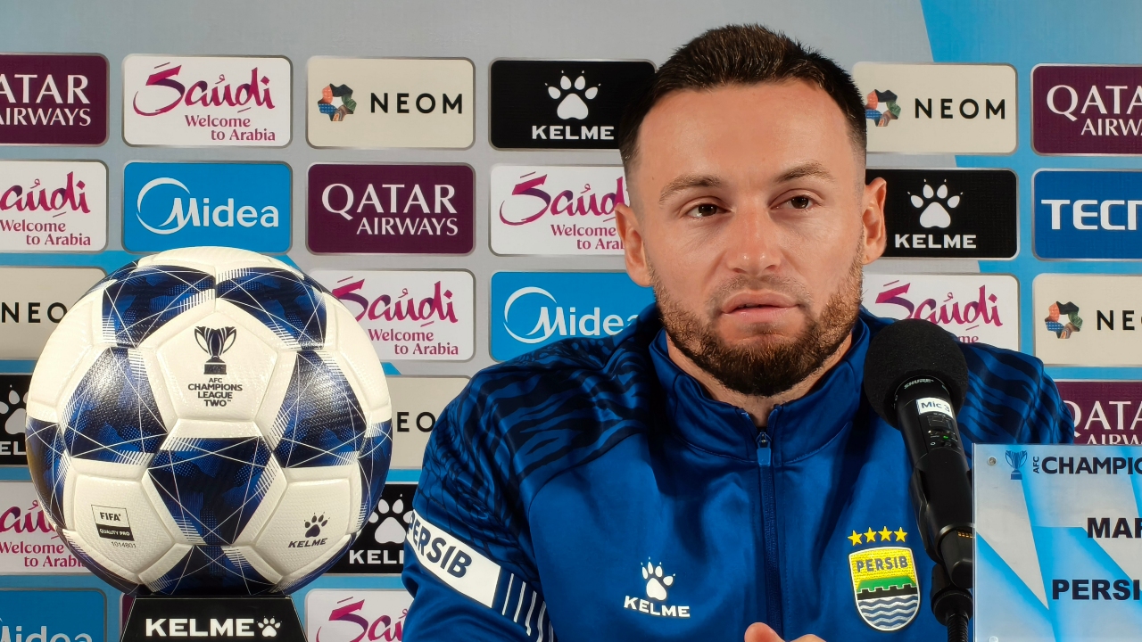 Gelandang Persib, Marc Klok