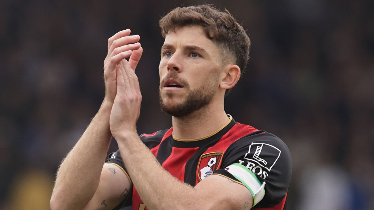 Gelandang Bournemouth, Ryan Christie