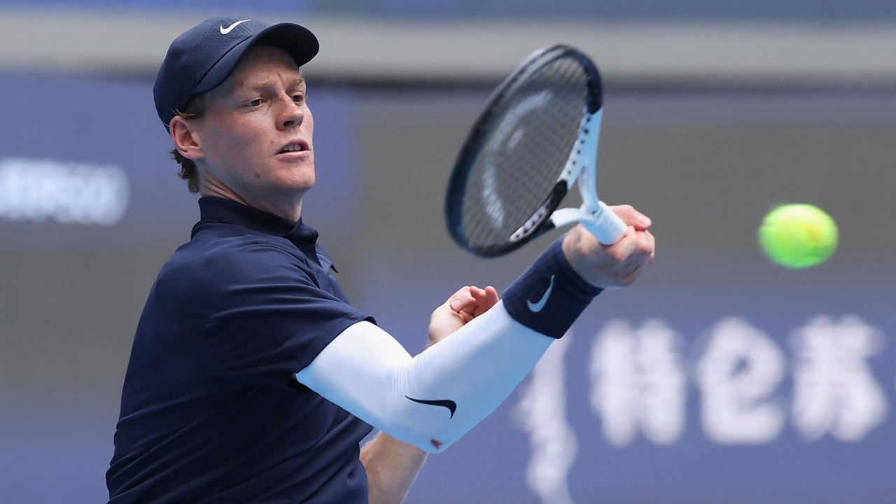 Pertahankan Dominasi Atas Alex De Minaur, Jannik Sinner Kembali Ke Final Di Beijing
