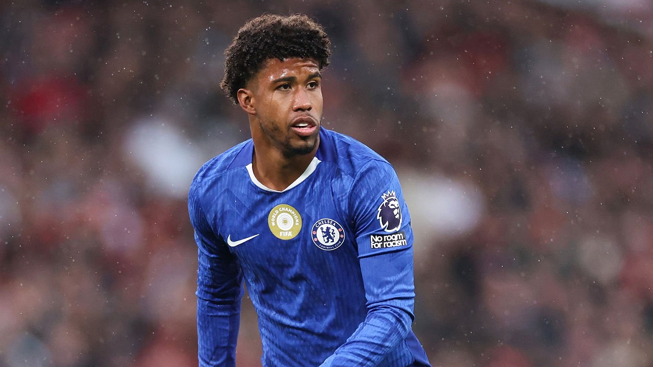 Gelandang Chelsea, Andrey Santos