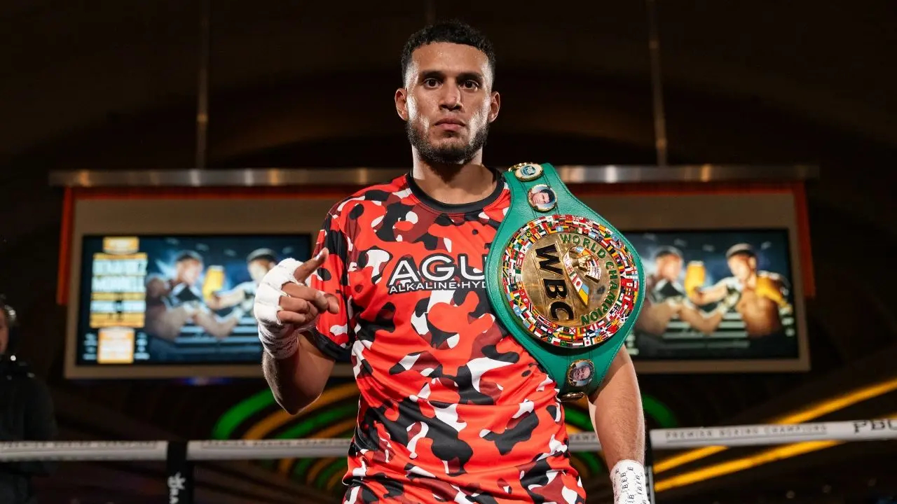Selama lebih dari tiga tahun, David Benavidez secara aktif menuntut pertarungan dengan Alvarez. (Foto: Fight TV)