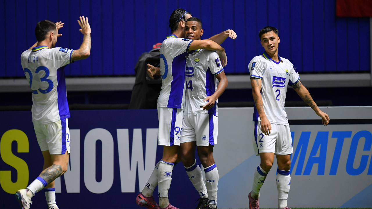 Persib sukses menekuk Bangkok United 2-0