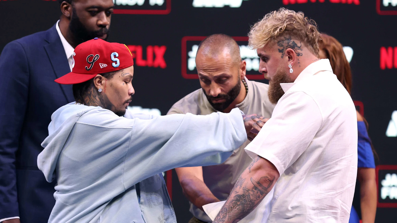 Jake Paul (kanan) dan Gervonta Davis. (Foto: Fight TV)