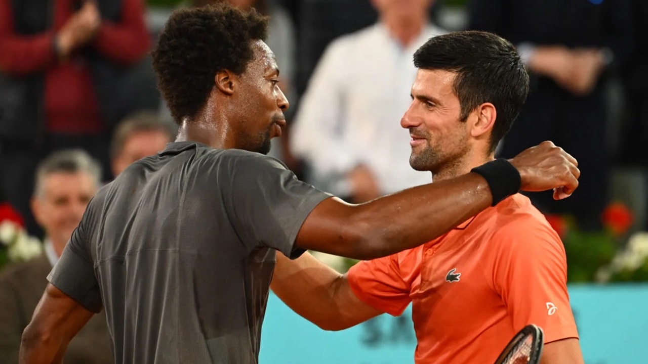 Novak Djokovic Buka Suara Seputar Rencana Pensiun Gael Monfils