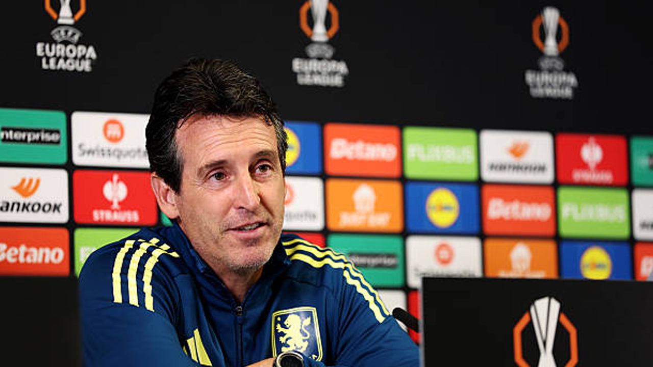 Hadapi Feyenoord, Unai Emery Ingatkan Villa Soal Pentingnya Konsistensi
